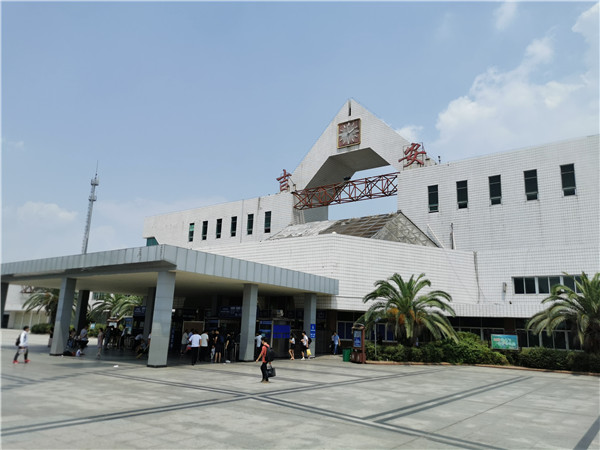 昆山市到吉安整车运输-昆山市到吉安物流公司|点对点运输